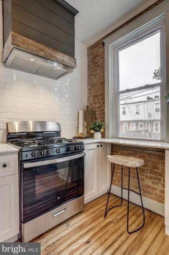 313 Ross St, Lancaster PA  17602-1941 exterior