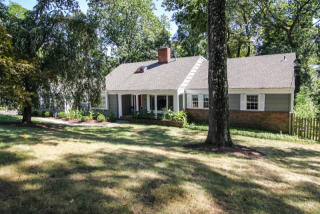 108 Skyline Dr, Morristown, NJ 07960-6232