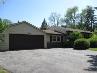 3025 76th St, Downers Grove, IL 60517-2725