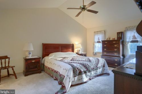 1531 Jefferson Ct, Lancaster PA  17602-1253 exterior