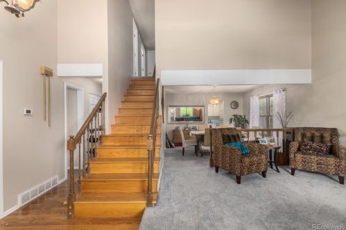 7556 Rosemary Cir, Englewood CO 80112-6421 exterior