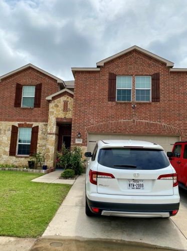 7772 Berrenda Dr, Fort Worth, TX 76131-5158