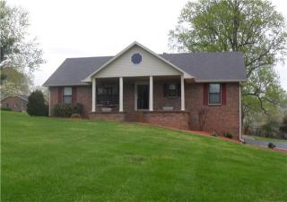100 Lakeside Dr, Portland, TN 37148-2402