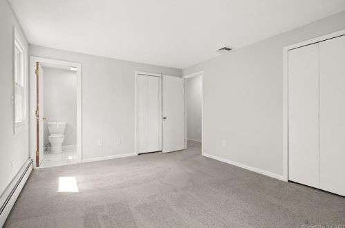 208 Lefoll Blvd, Wapping CT  06074-4261 exterior
