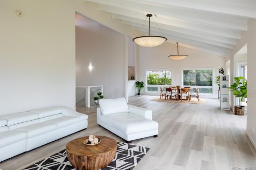 2098 Aliali Pl, Honolulu HI  96821-2601 exterior