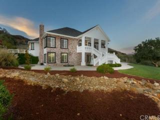 2509 Daisy Ln, Fallbrook, CA 92028-8479