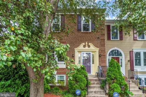 15573 Lebourget Ct, Woodbridge, VA 22193-1025