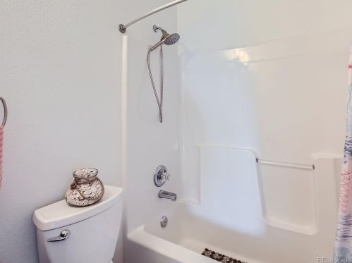 2182 Birdie Dr, Milliken CO 80543-9639 exterior