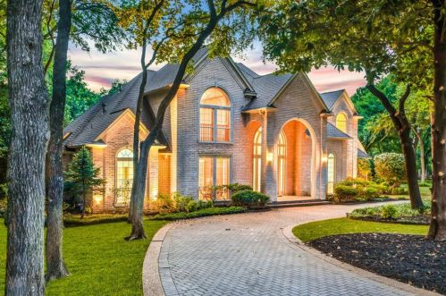 1909 Breaker Ln, Lewisville, TX 75022-5484