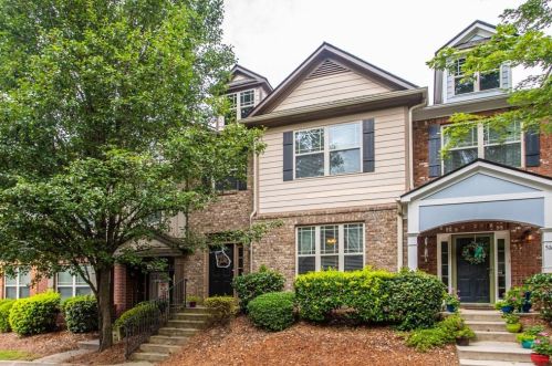 518 Ridge View Xing, Holly Springs, GA 30188-3308