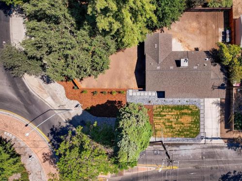 346 James St, Modesto, CA 95354-1346