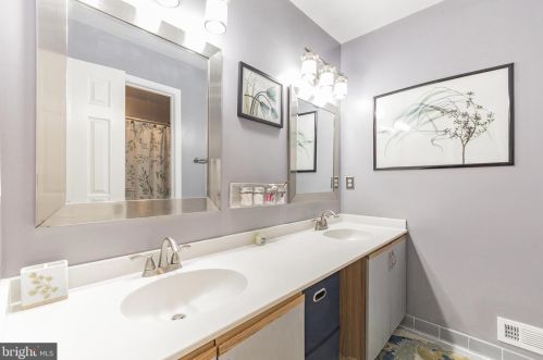 15413 Merrifields Ln, Silver Spring MD 20906-1262 exterior