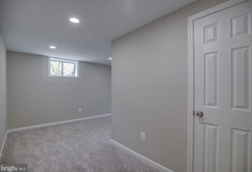 9000 Strattondale Ct, Springfield VA  22015-3659 exterior