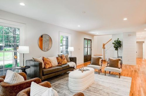 1493 Epping Forest Dr, Atlanta GA  30319-2553 exterior