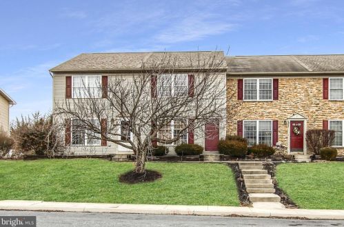 35 Partridge Cir, Carlisle, PA 17013-8700