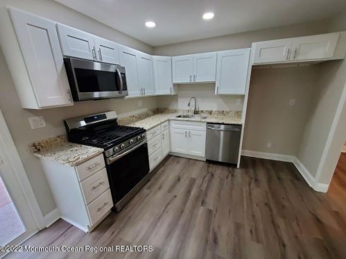 526 Pemberton Blvd, Browns Mills, NJ 08015-1046