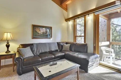 5077 Gold Bnd, Truckee, CA 96161-4106