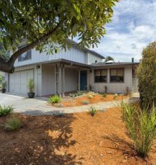 228 Kingsbury Dr, Aptos, CA 95003-5033