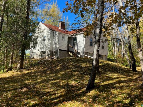 4002 Cooke St, Duluth, MN 55804-1942