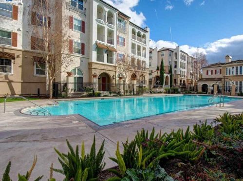 3240 Maguire Way, Pleasanton CA  94568-8600 exterior