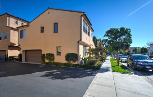 115 Painted Trellis, Irvine, CA 92620-1185