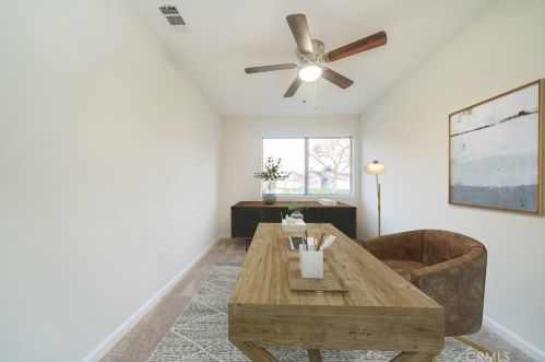 9450 Cabrillo Dr, Riverside CA  92503-1169 exterior