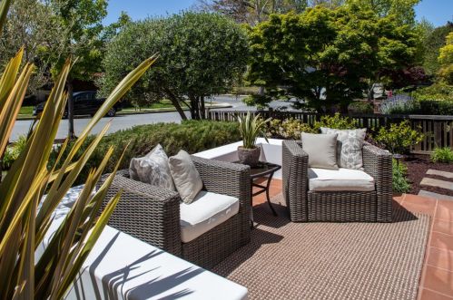 1428 Vancouver Ave, Burlingame, CA 94010-5536