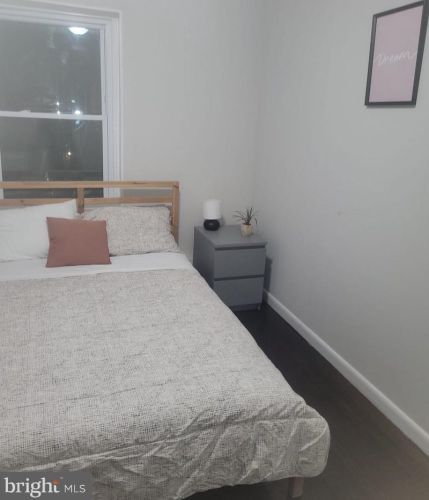 5721 5 St, Philadelphia PA 19120-2307 exterior