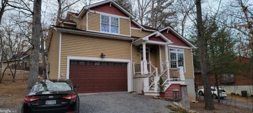 113 Redbud Cir, Cross Junction, VA 22625-2539