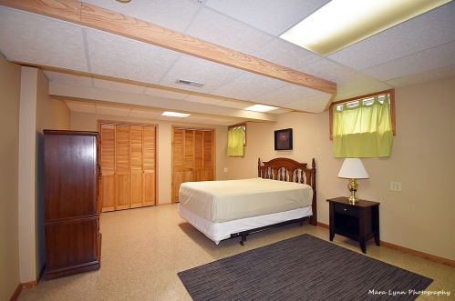 324 Julie Ln, Pingree Grove IL  60140-8397 exterior