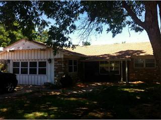 629 Kingston Dr, Yukon, OK 73099-3818