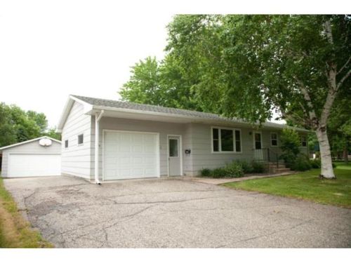 130 Nelson St, Litchfield, MN 55355-3523