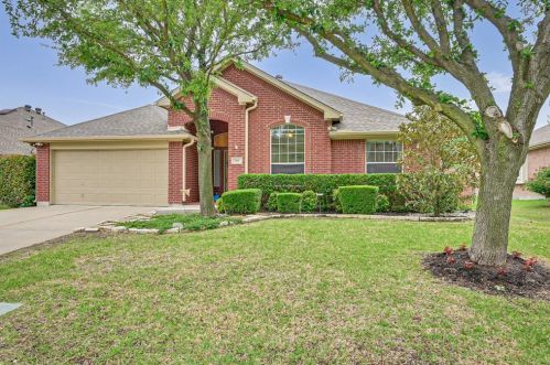 707 San Antonio Trl, Midlothian, TX 76063-3425