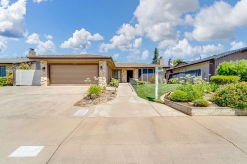 1117 Port Chelsea Cir, Lodi, CA 95240-7032