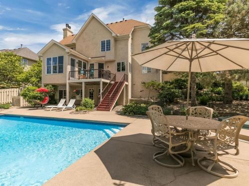 3817 Bridgewater Dr, Saint Paul MN  55123-2526 exterior