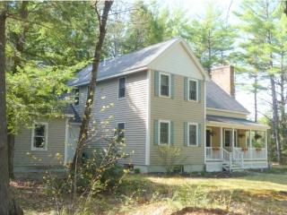 1 Holly Ln, Wakefield, NH 03872-7315