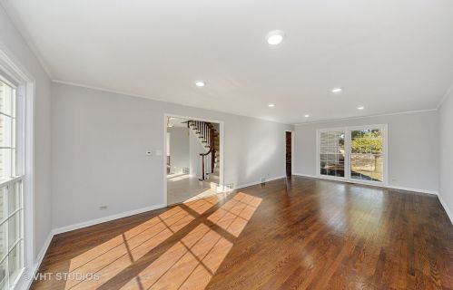 1070 Smt Dr, Bannockburn IL  60015-1879 exterior