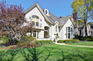 305 Walnut St, Oak Brook, IL 60521-3815