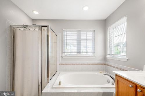 9 Wash House Cir, Middletown MD  21769-7741 exterior