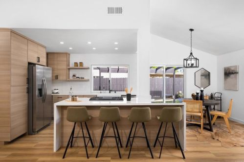 3517 Orr St, Oceanside, CA 92058-1610