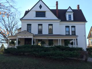 232 5th St, Cliffland, IA 52501-2626