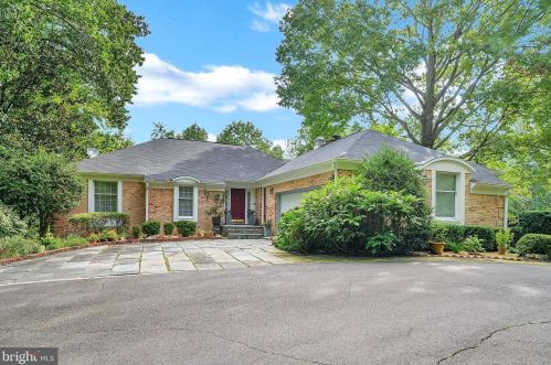 6103 River Rd, Fredericksburg, VA 22407-2248