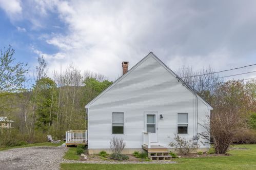 16 Madison Way, Camden, ME 04843-1556