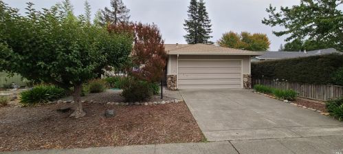 8071 Washington Ave, Sebastopol, CA 95472-3111