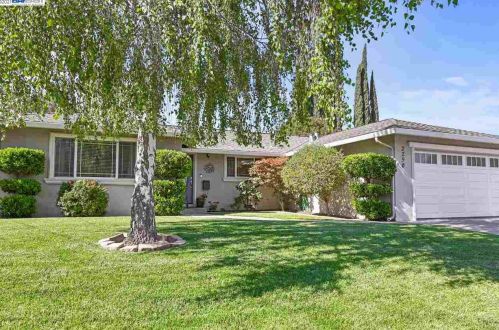 2290 Chateau Cmn, Livermore, CA 94550-6831