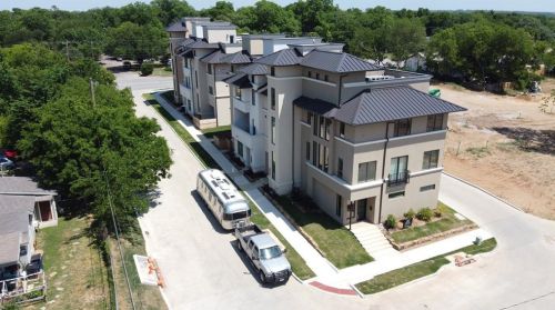 400 Rayner St, Fort Worth TX  76111-1128 exterior