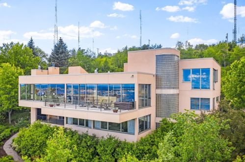 415 Skyline Pkwy, Duluth, MN 55805-1301