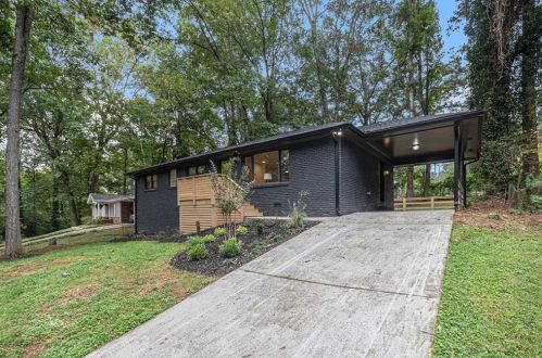2130 Bolling Brook Dr, Atlanta GA  30311-2516 exterior