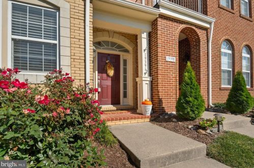 19396 Front St, Leesburg, VA 20176-6541