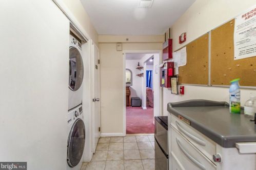 12606 Meadowood Dr, Silver Spring MD 20904-2928 exterior